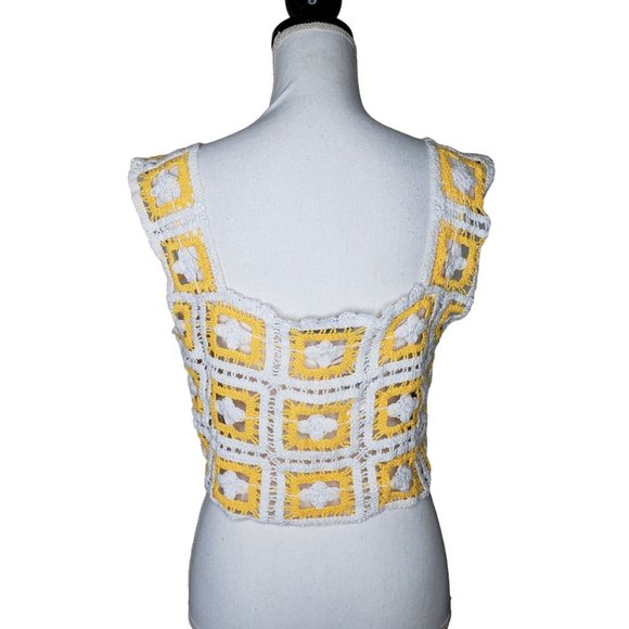 Julia By Lovel Womens Top Crochet Sleeveless Square Neck Yellow Size Medium - Picture 2 of 6